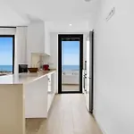 아파트 Vivi Homes - La Vista - Pool - Terrace - Comfort And Relax 에스테포나
