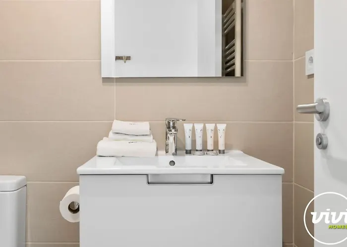 Vivi Homes - La Vista - Pool - Terrace - Comfort And Relax *